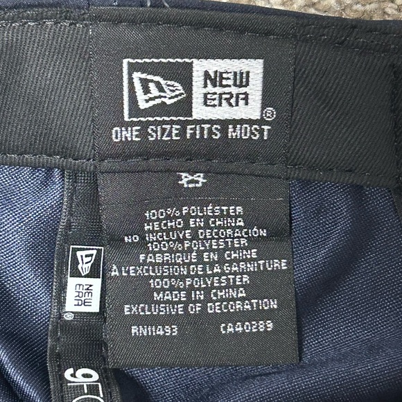 New Era 9FOURTY Oracle Red Bull Racing Team U.S. Flag Strapback Hat - Picture 6 of 9